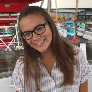 Meet your Posher, Shea